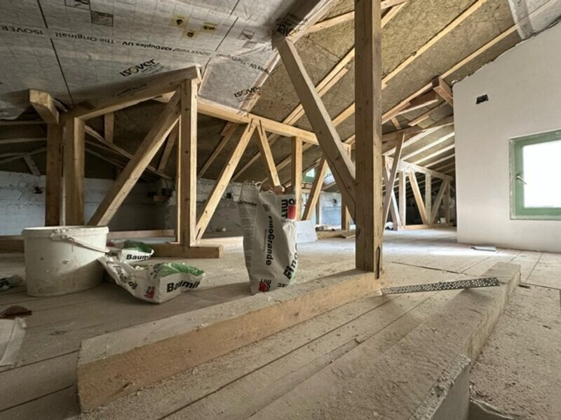 Carol vizavi Parc zona discreta superba 2 min. Parc Casa uluitor de cocheta